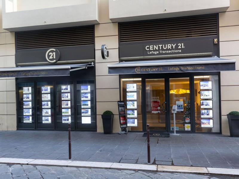 l'équipe de l'agence Lafage Transactions